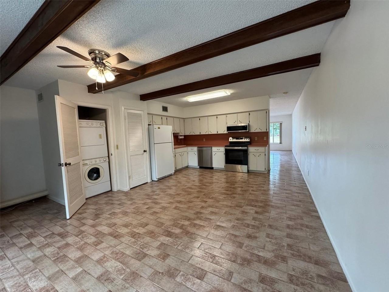 2170 Americus Blvd S #7 - Photo 5 of 50