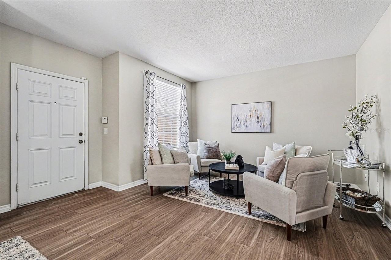 3342 Broken Bow Dr - Photo 4 of 43