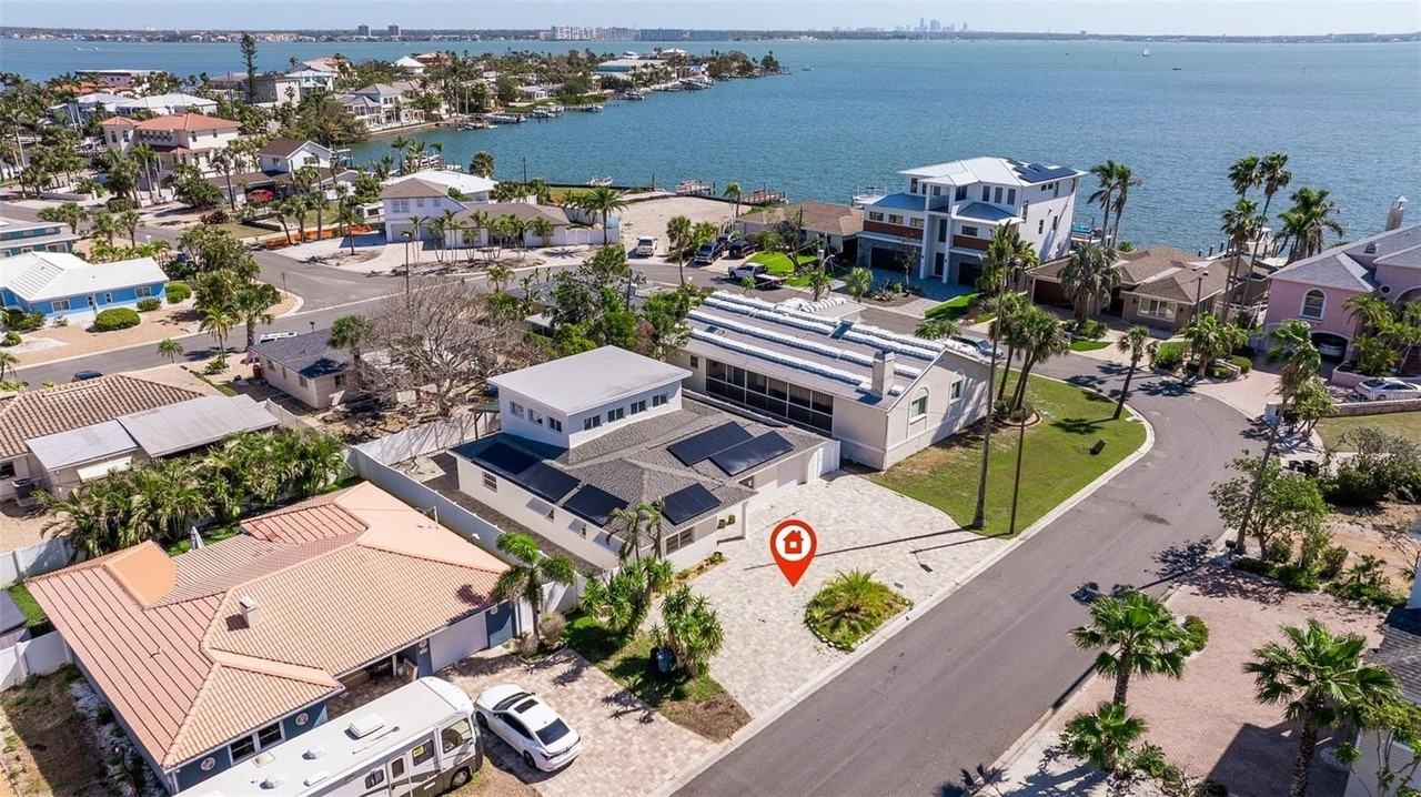 233 45th Ave - Photo 2 of 41