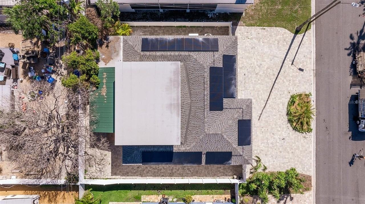 233 45th Ave - Photo 5 of 41