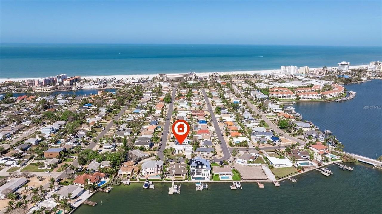 233 45th Ave - Photo 6 of 41