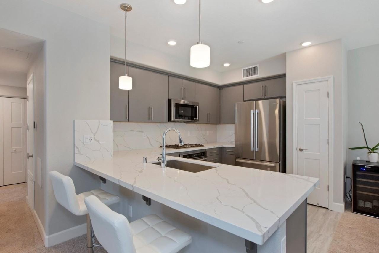 2986 Lina St - Photo 5 of 20