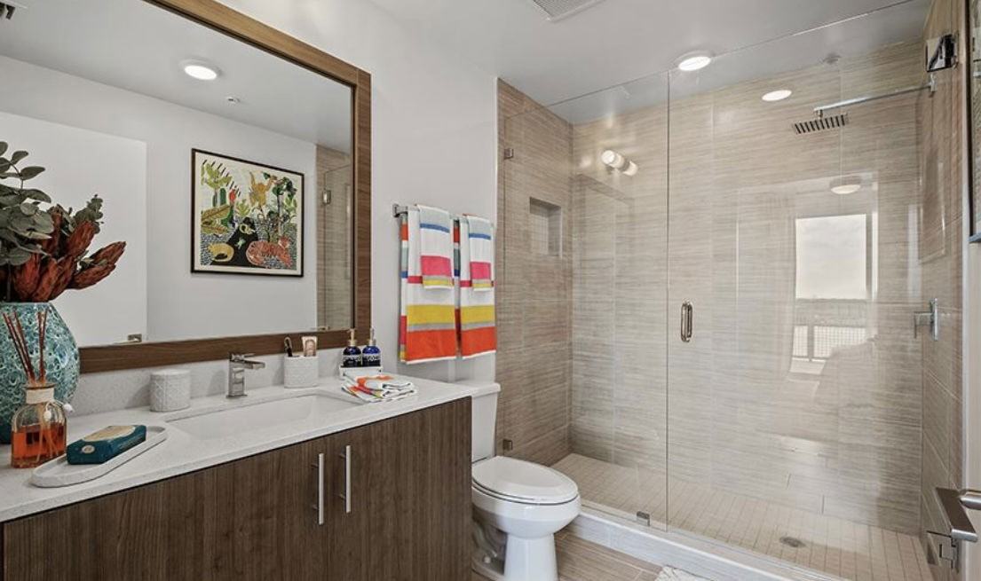 W 30th St #209 - Photo 3 of 8