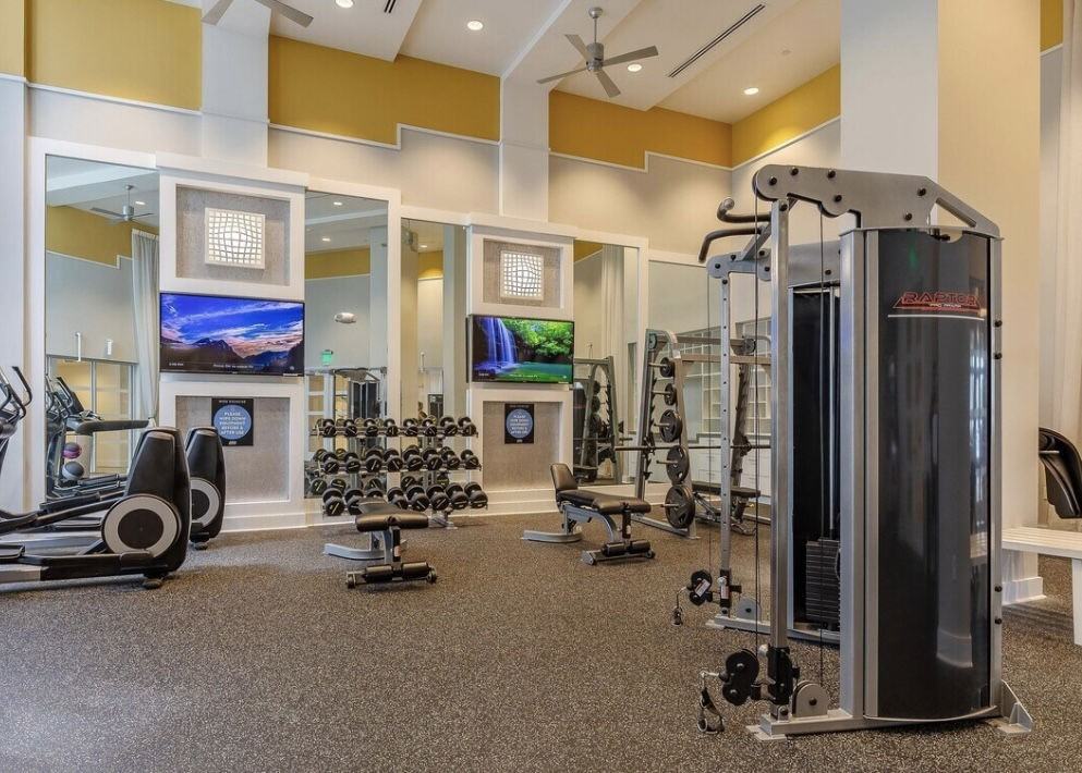 Nw 87th Ave #302 - Photo 6 of 8