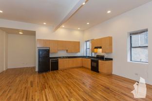 1260 N Greenview Ave #1R - Photo 1 of 1