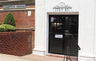 17545 88th Ave Apt 6f #6F - Photo 1 of 1