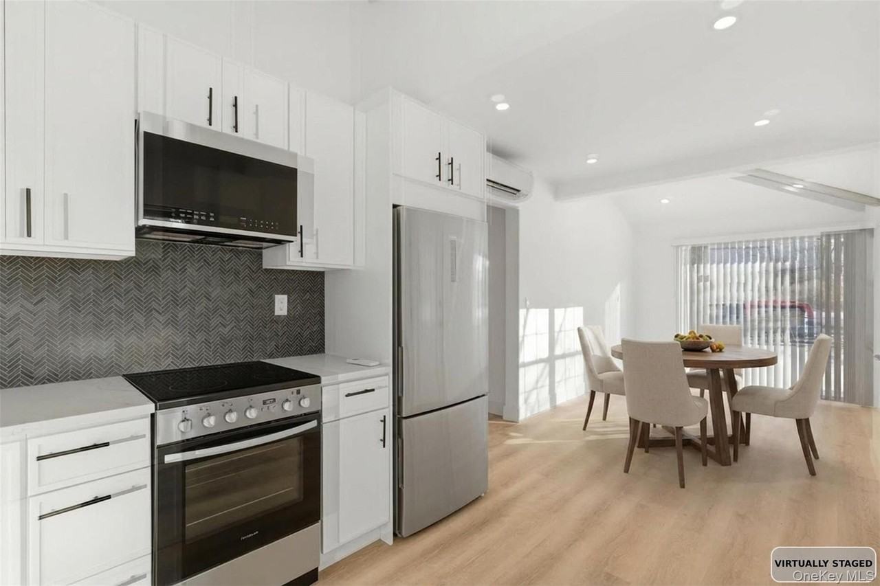 134 E Main St - Photo 4 of 34