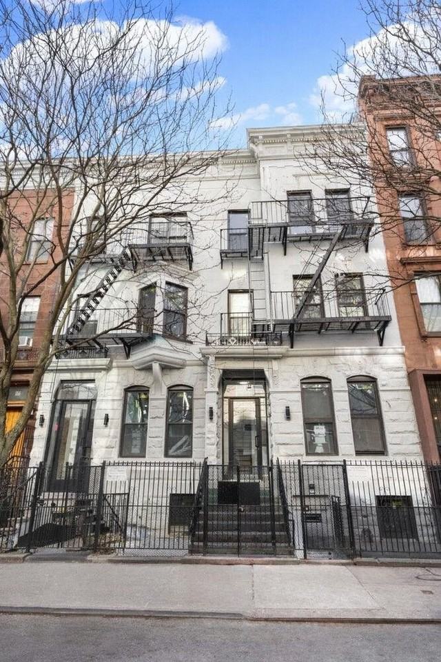 118 W 124th St #2 - Photo 6 of 6