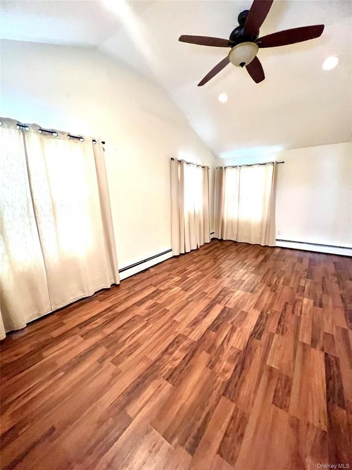 22 Canal Dr - Photo 4 of 27