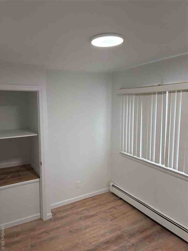 21402 Hillside Ave 2nd Fl #2ndFL - Photo 4 of 4
