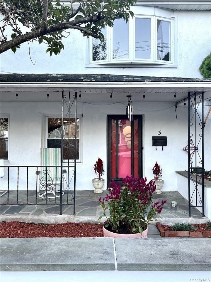 3 Muller Ave - Photo 2 of 15