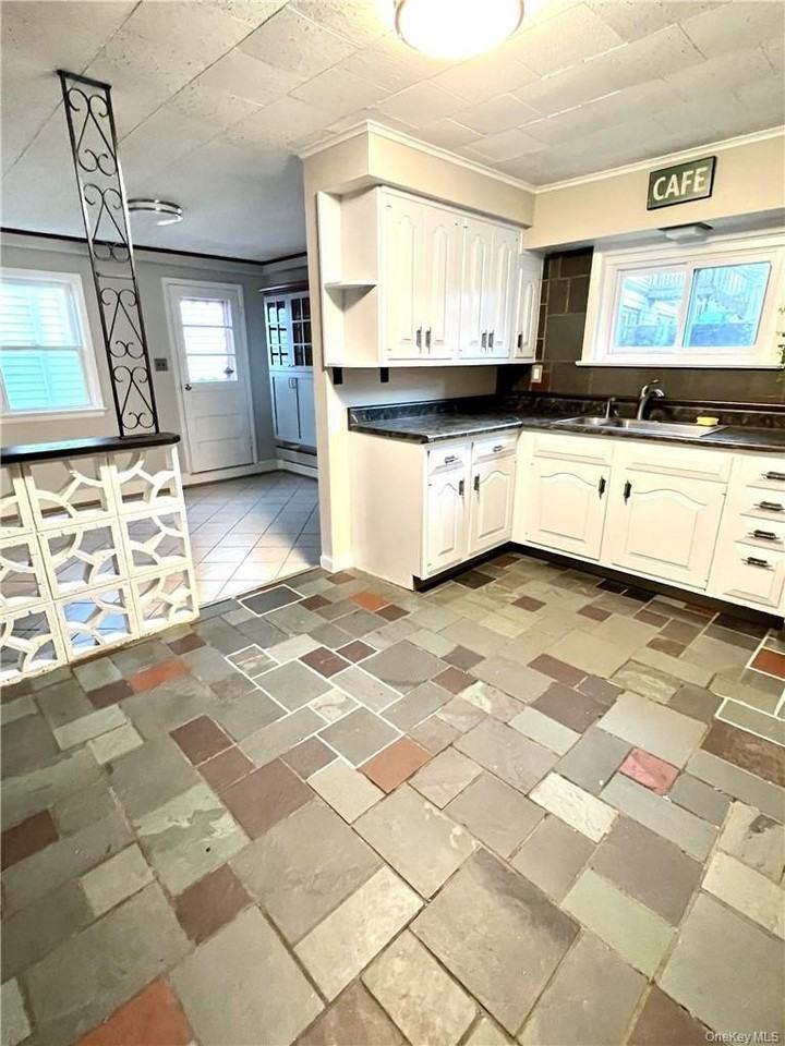 3 Muller Ave - Photo 6 of 15