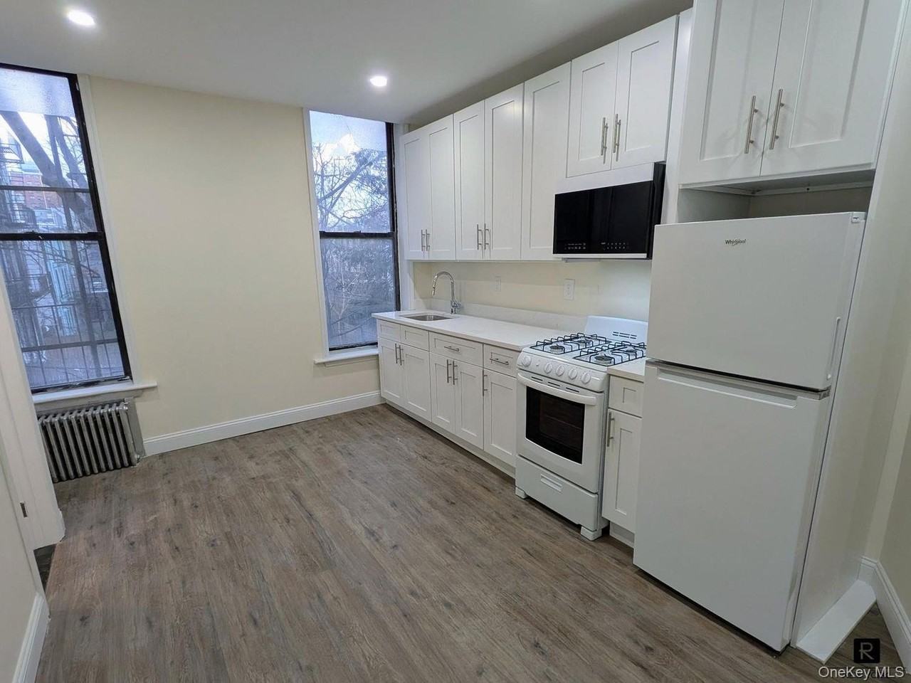 178 Nevins St Apt 2r #2R - Photo 2 of 6