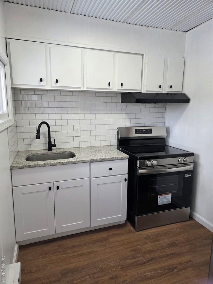 1265 Us Highway 6 - Photo 3 of 13