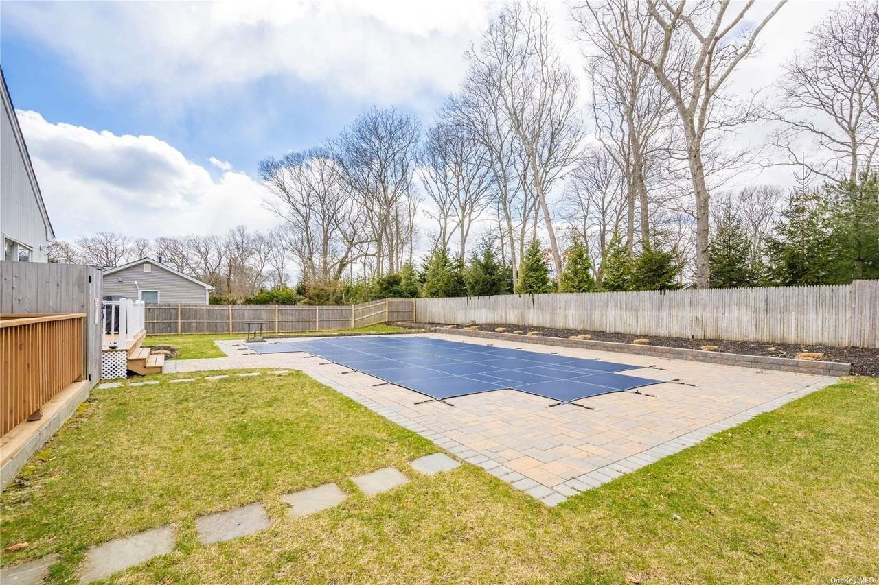 15 Pin Oak Ln - Photo 4 of 12