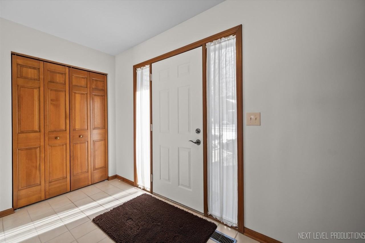 114 Elmtree Ct Unit 114 #114 - Photo 3 of 23