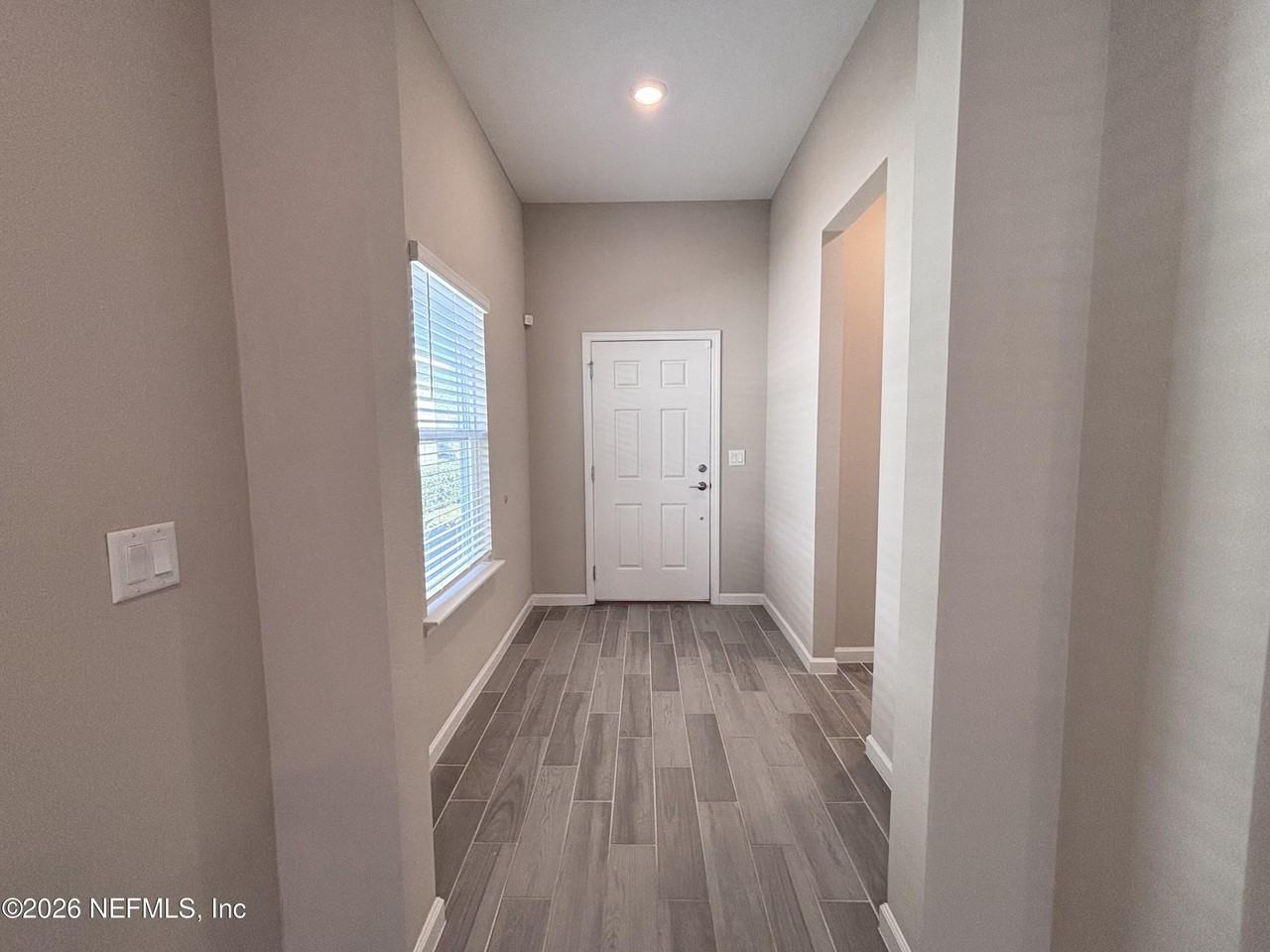 578 Tynes Blvd - Photo 7 of 32