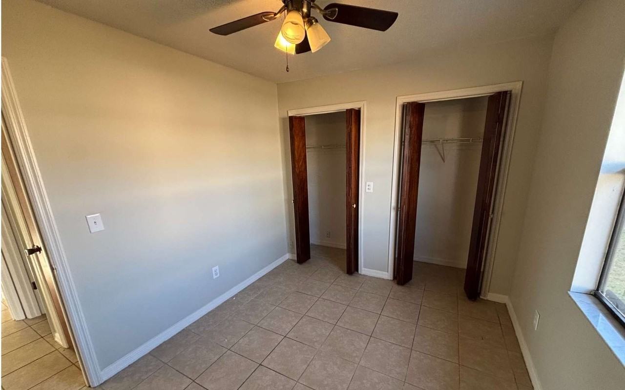 3849 Nw Archer St - Photo 6 of 8