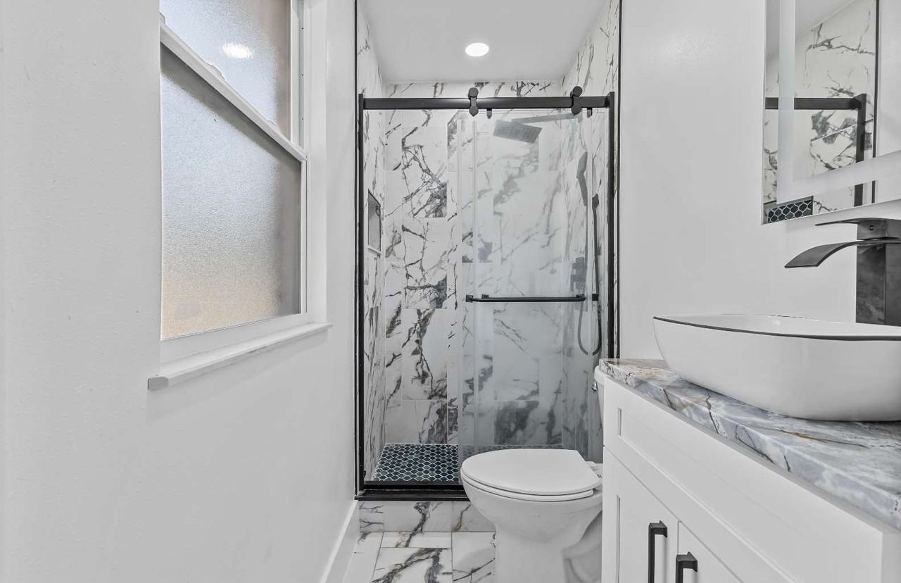 147 Se Olustee Ave - Photo 7 of 20