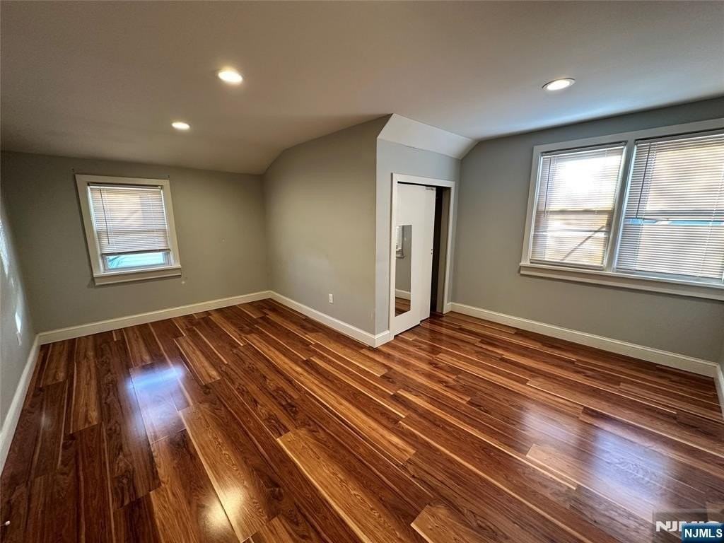 140 Prospect St 2nd Fl - Photo 6 of 8