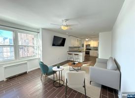 featured image of 500 Linwood Dr Apt 3d