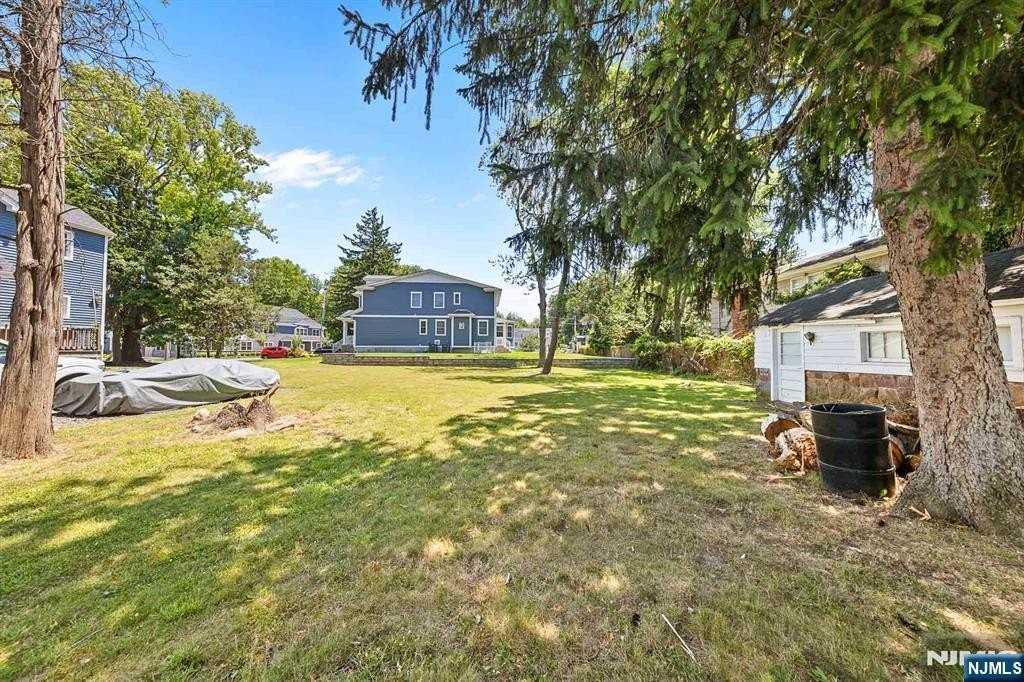 56 E Madison Ave - Photo 2 of 21