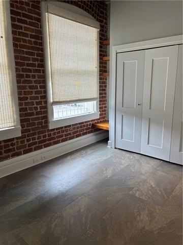 818 Howard Ave #204 - Photo 6 of 14