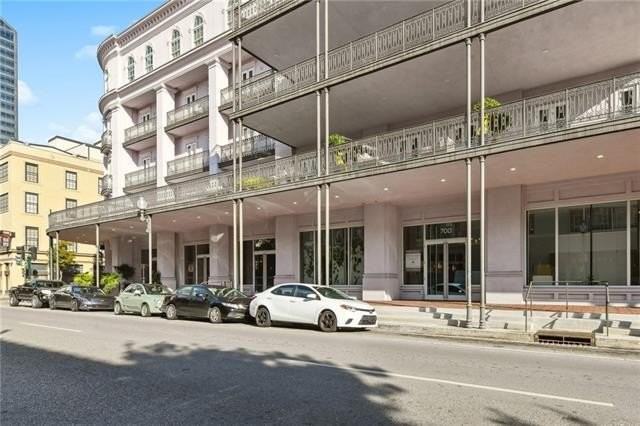 700 Magazine St #415 - Photo 2 of 25