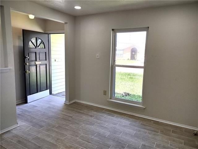 3521 Kent Dr - Photo 6 of 19