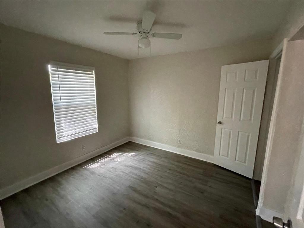 1411 Kingsley Dr - Photo 7 of 8