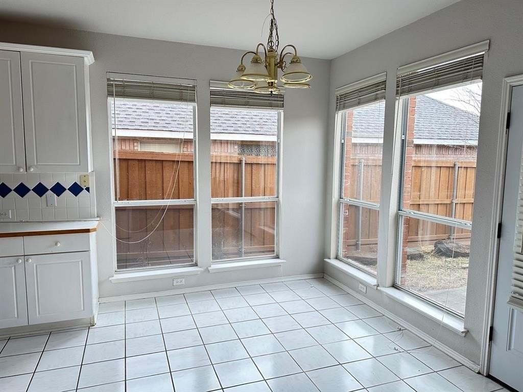 4317 Brinker Ct - Photo 4 of 11