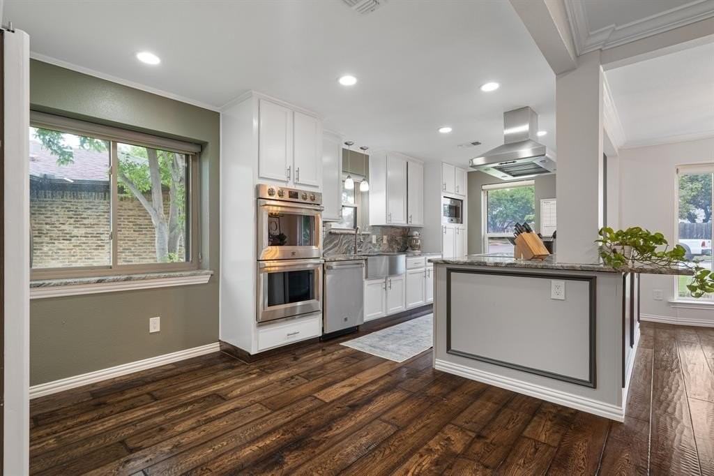 3817 Westminster Dr - Photo 7 of 32