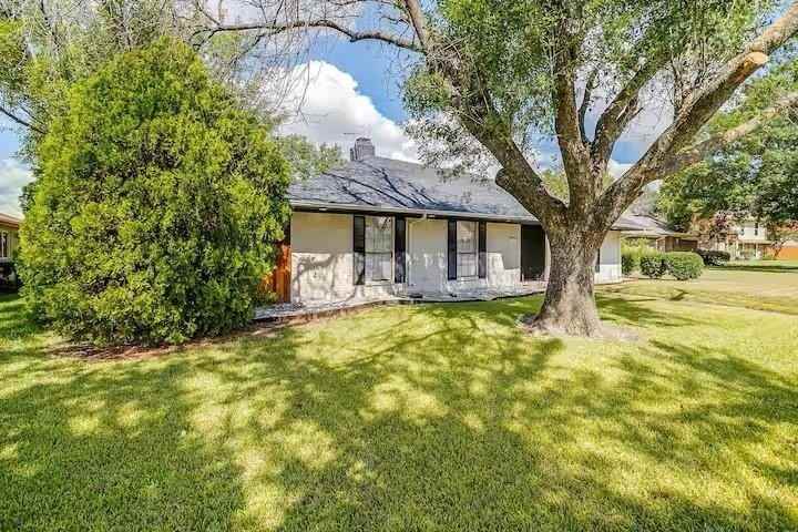 1609 Heather Glen Ct - Photo 2 of 21