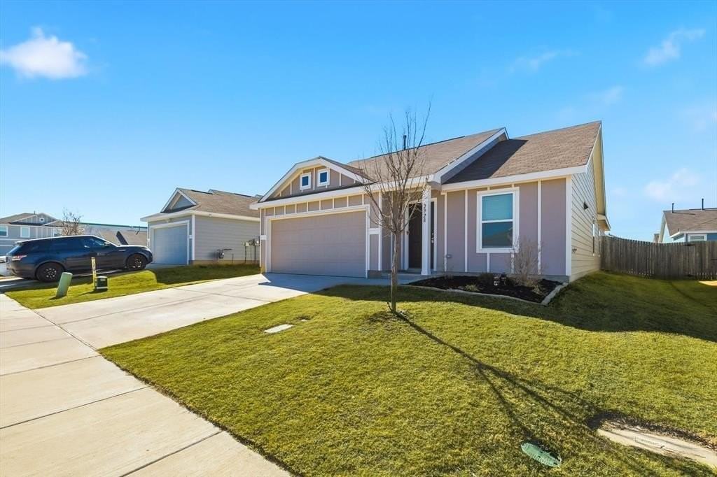 2928 Dora Dr - Photo 3 of 29