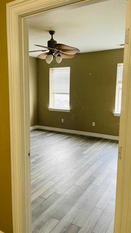 577 Jaresh Rd - Photo 5 of 14