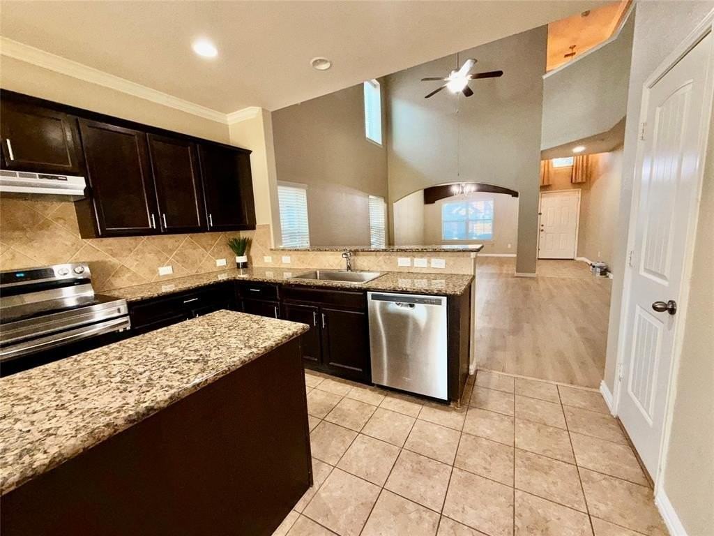 9044 Sundance Trl - Photo 6 of 25