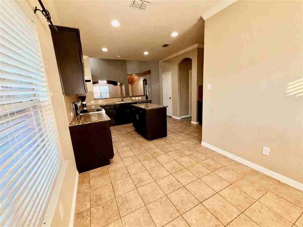 9044 Sundance Trl - Photo 7 of 25