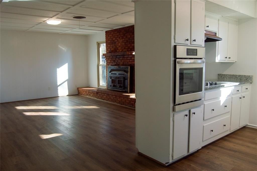 1938 Spring Dr - Photo 7 of 13