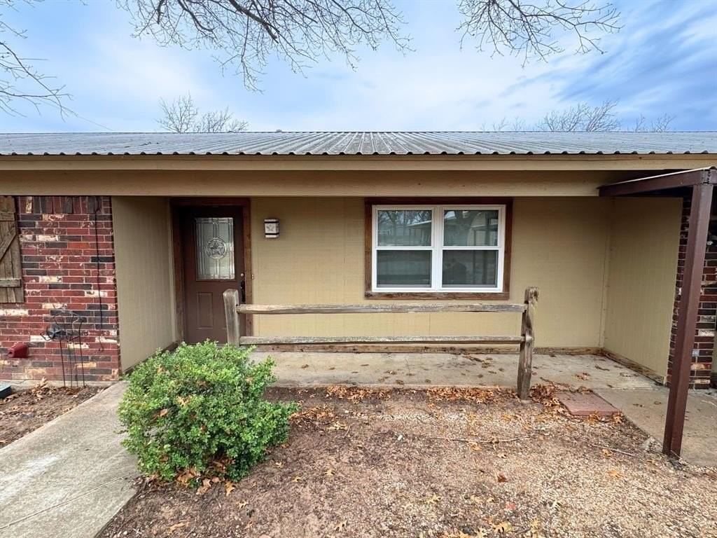 200 Cedar Ln - Photo 2 of 20