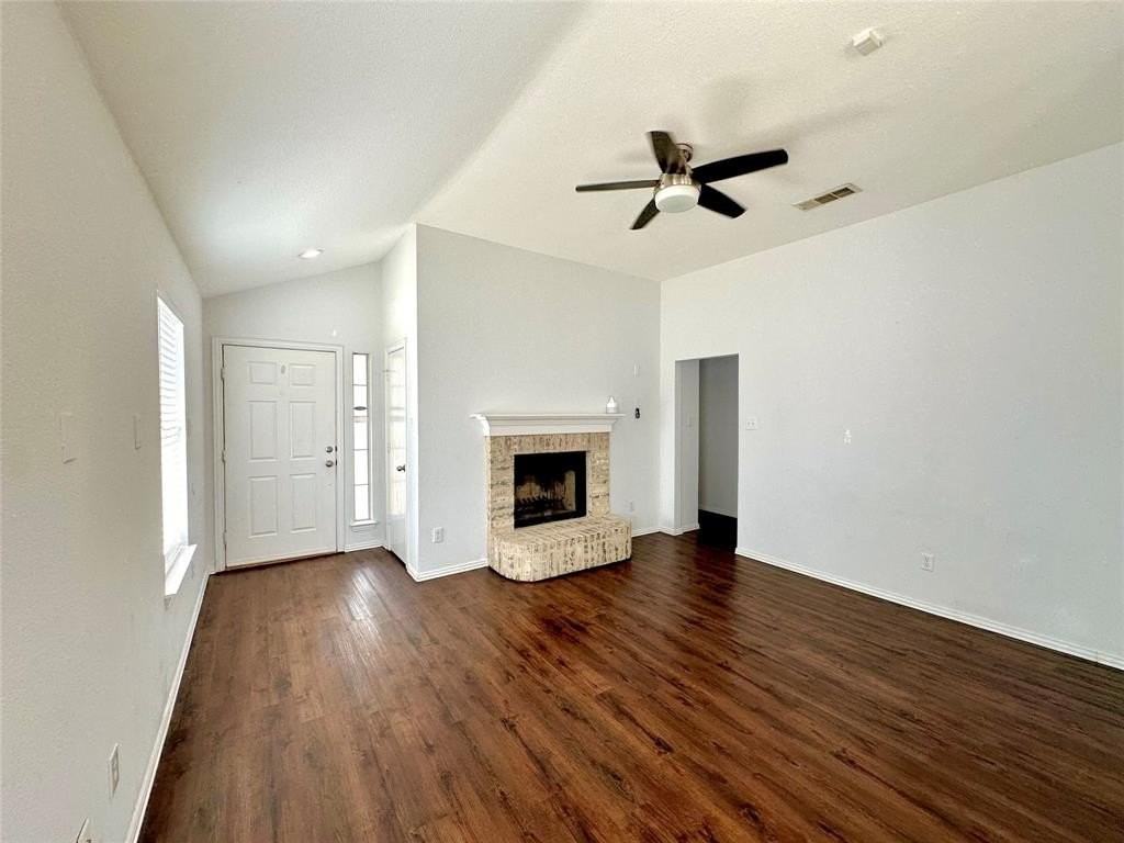 4924 Mountain Ridge Ln - Photo 3 of 22