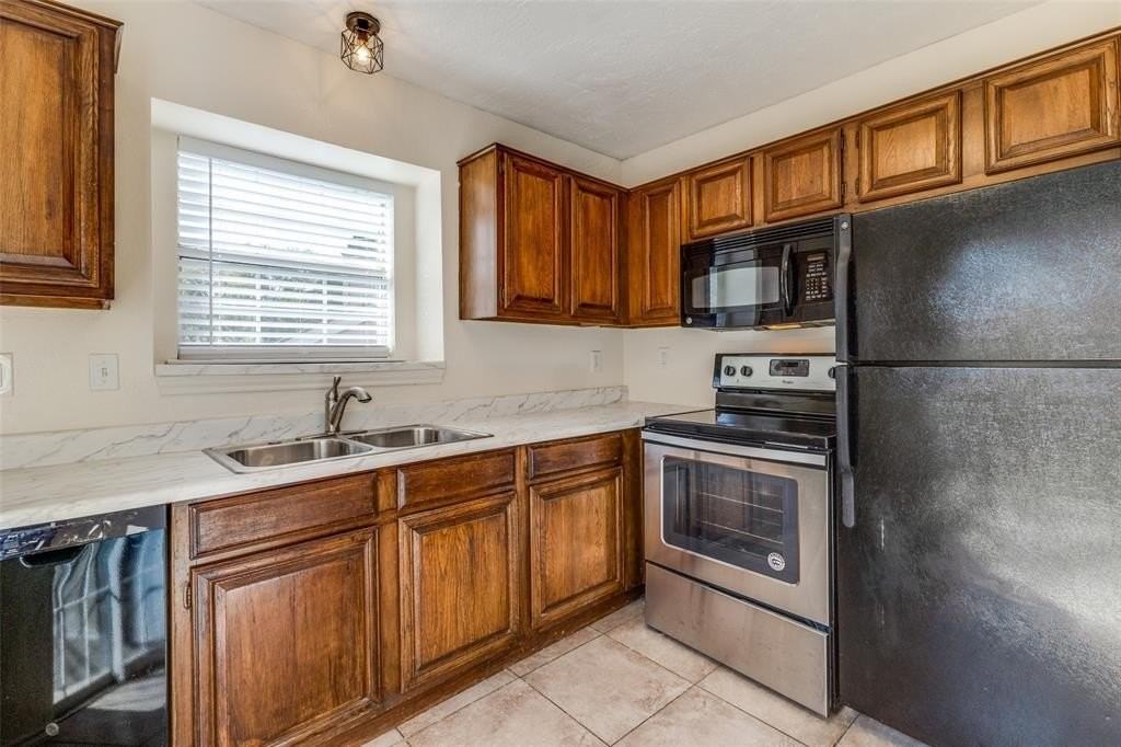 14277 Preston Rd #131 - Photo 7 of 25