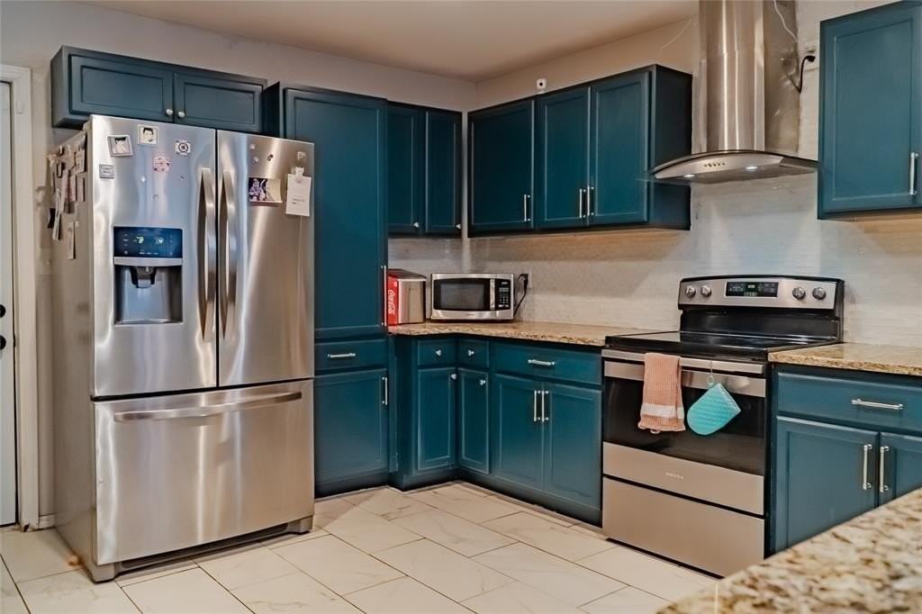 1444 E Richmond Ave - Photo 2 of 12