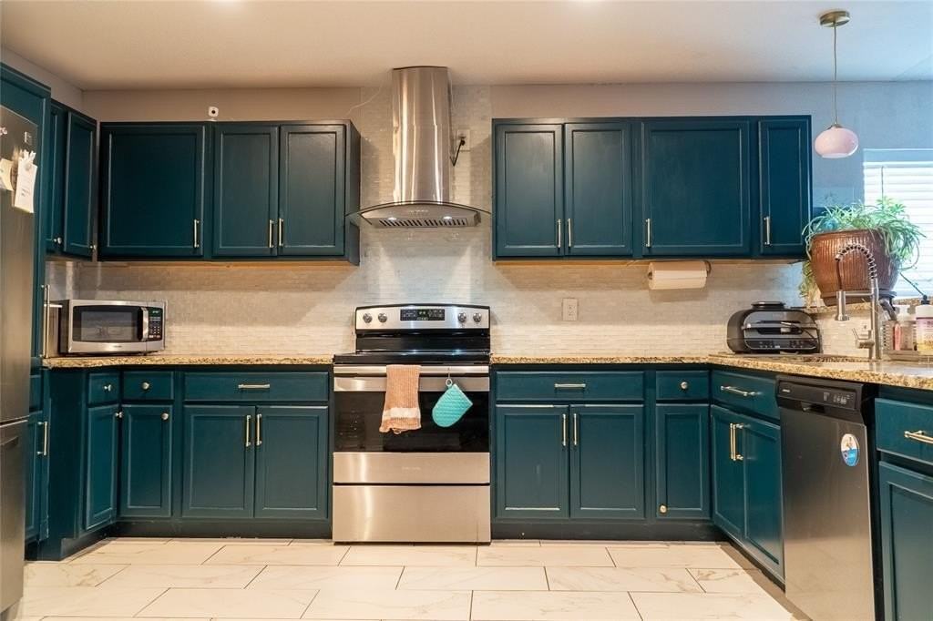 1444 E Richmond Ave - Photo 3 of 12