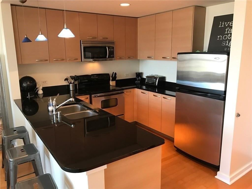 1200 Main St #602 - Photo 3 of 15