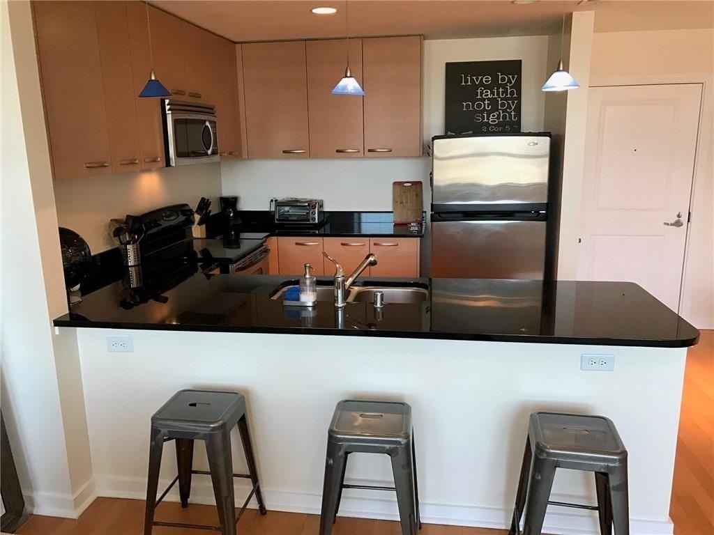 1200 Main St #602 - Photo 4 of 15