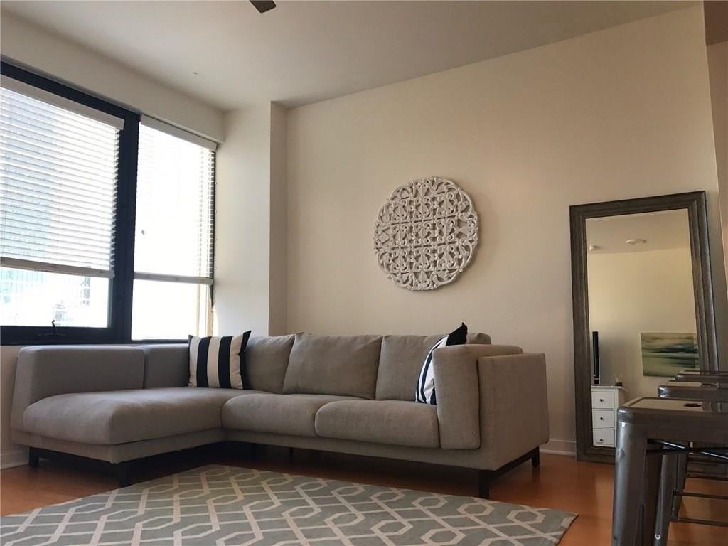 1200 Main St #602 - Photo 5 of 15