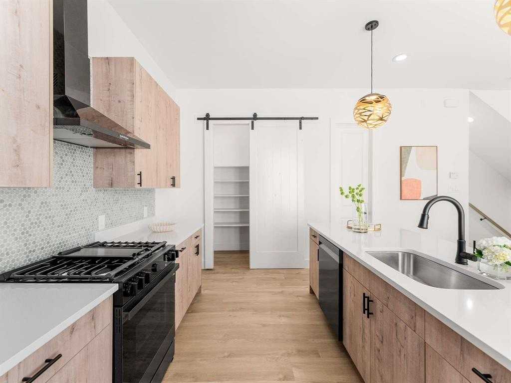 2015 N Prairie Ave #202 - Photo 7 of 40