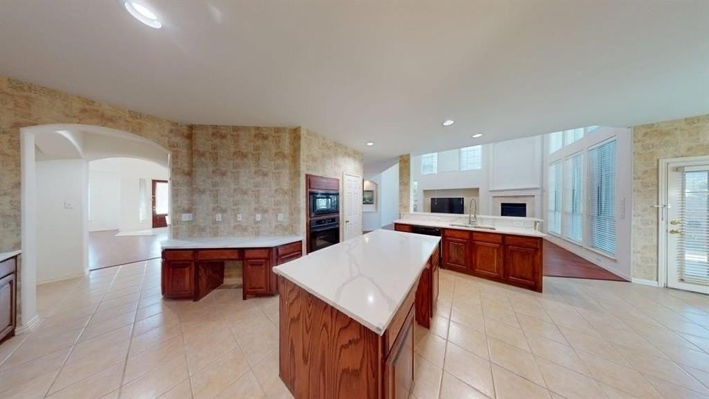 2022 Huntcliffe Ct - Photo 6 of 40