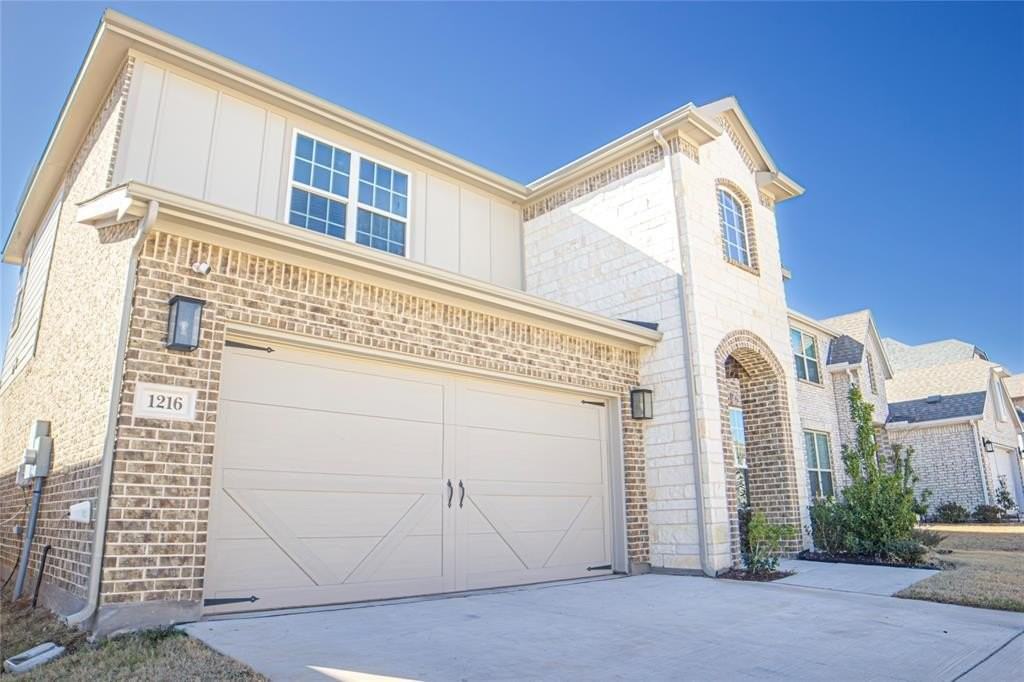 1216 Rosebay Dr - Photo 3 of 30