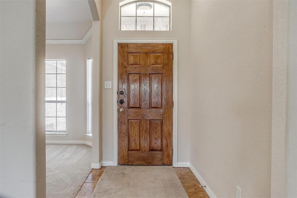 437 Spyglass Dr - Photo 3 of 27